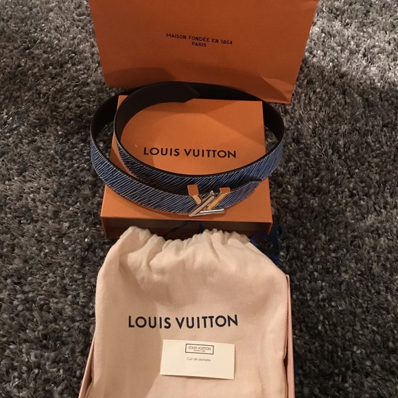 Louis Vuitton LV Initales Epi Leather belt. 30mm - Picture 6 of 8